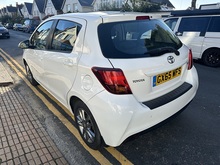 Toyota Yaris Dual VVT-i Icon - Thumb 3