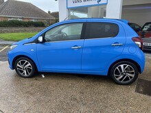 Peugeot 108 PureTech Allure - Thumb 3