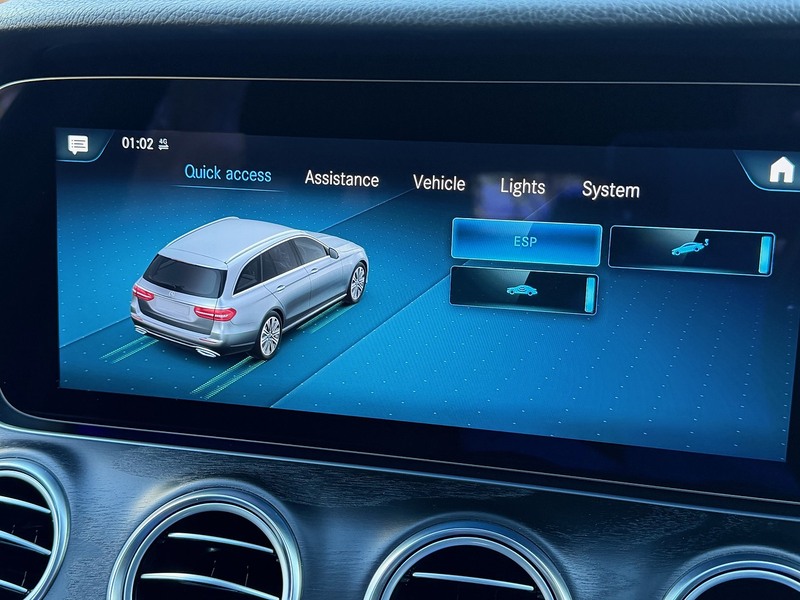 Mercedes-Benz E Class E200 AMG Line Edition - U1466