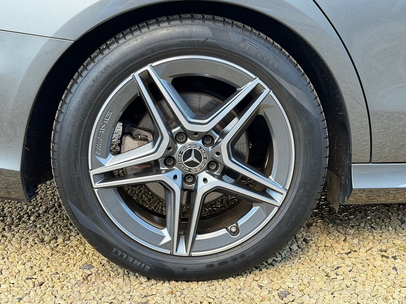 Mercedes-Benz E Class E200 AMG Line Edition - U1466