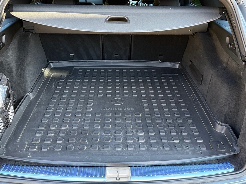 Mercedes-Benz E Class E200 AMG Line Edition - U1466