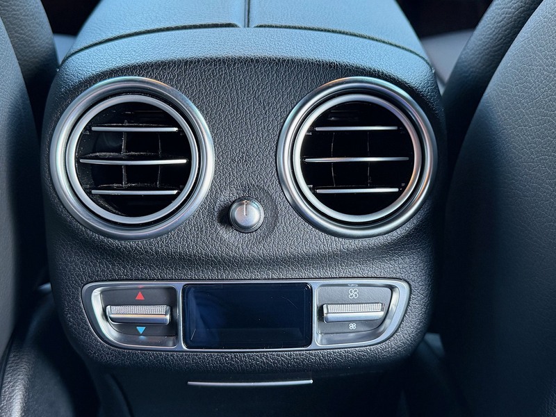 Mercedes-Benz E Class E200 AMG Line Edition - U1466