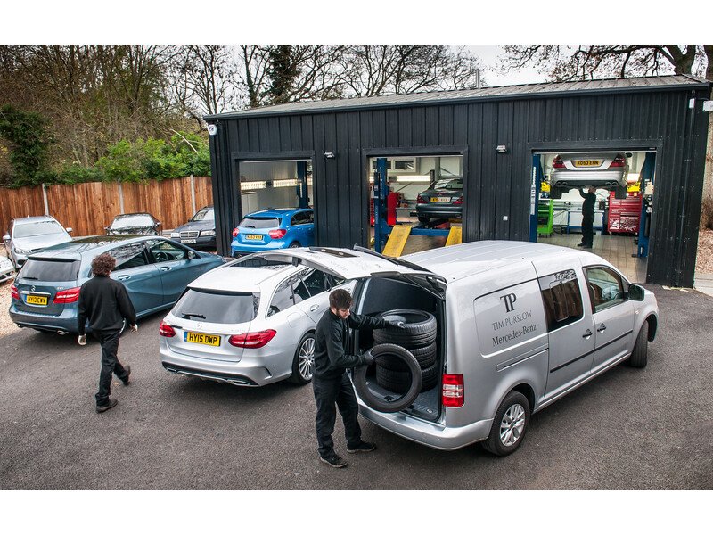 Mercedes-Benz E Class E200 AMG Line Edition - U1466