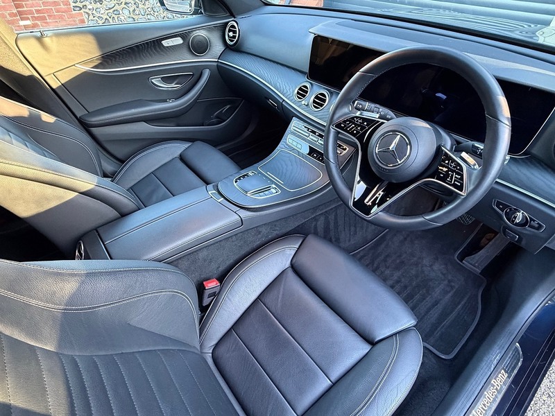 Mercedes-Benz E Class E200 AMG Line Edition - U1542