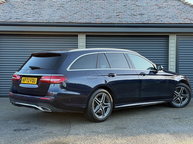 Mercedes-Benz E Class E200 AMG Line Edition - U1542