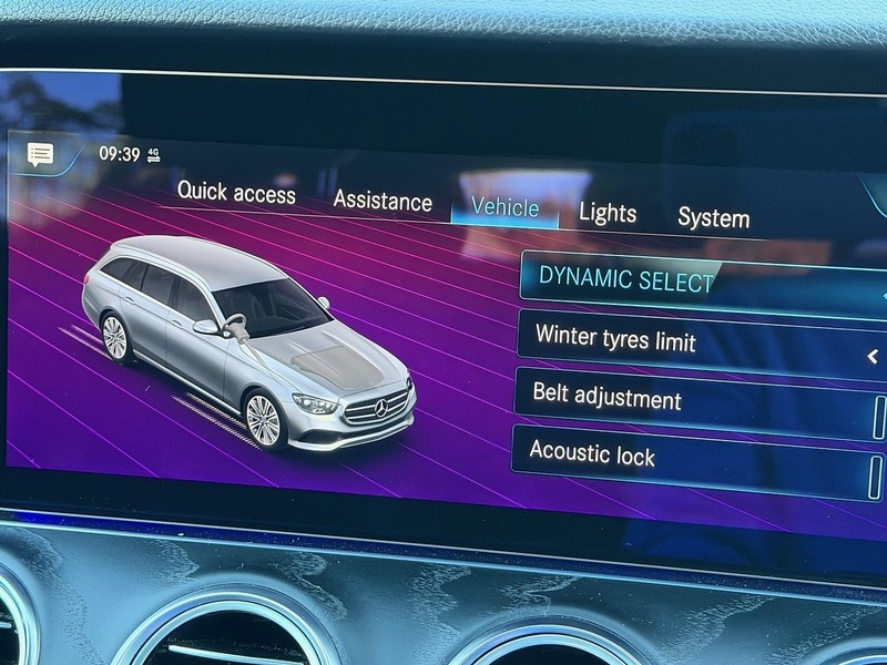 Mercedes-Benz E Class E200 AMG Line Edition - U1542