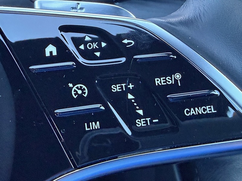 Mercedes-Benz E Class E200 AMG Line Edition - U1542