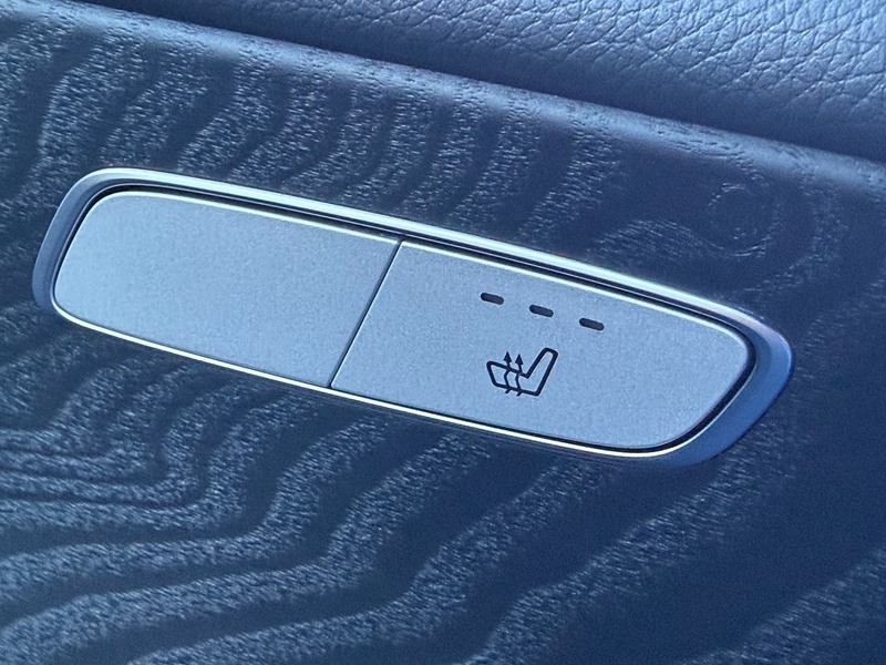 Mercedes-Benz E Class E200 AMG Line Edition - U1542