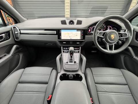 Porsche 3.0 V6 E-Hybrid 17.9kWh Platinum Edition SUV 5dr Petrol Plug-in Hybrid TiptronicS 4WD Euro 6 (s/s) (3.6kW Charger) (462 ps)