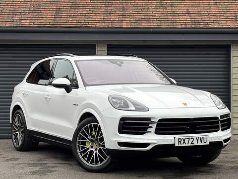 Porsche 3.0 V6 E-Hybrid 17.9kWh Platinum Edition SUV 5dr Petrol Plug-in Hybrid TiptronicS 4WD Euro 6 (s/s) (3.6kW Charger) (462 ps)