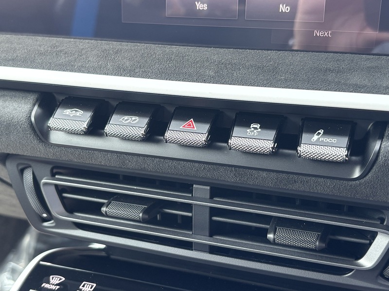 Porsche 911 T 992 Dakar - U1760