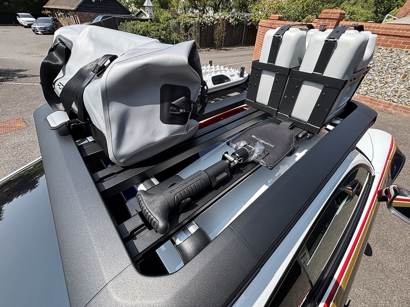 Porsche 911 T 992 Dakar - U1760