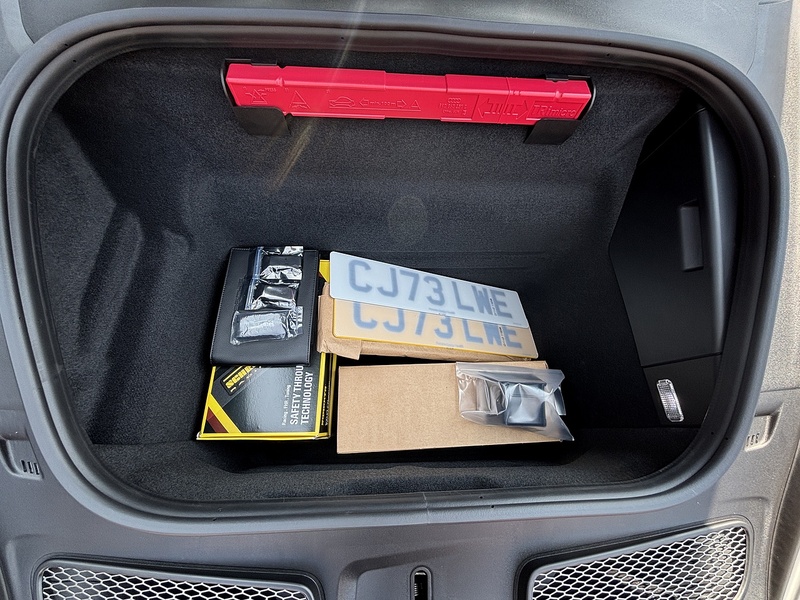 Porsche 911 T 992 Dakar - U1760