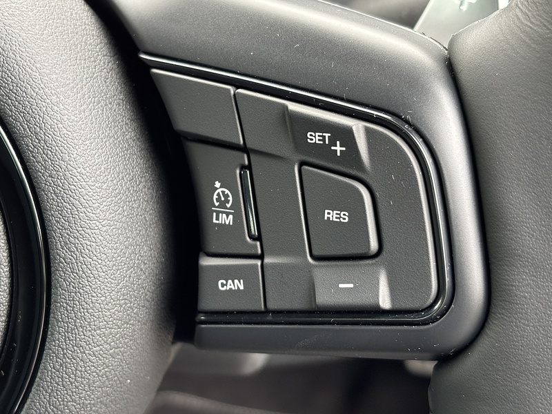 Jaguar F-Type V8 75 - U1762