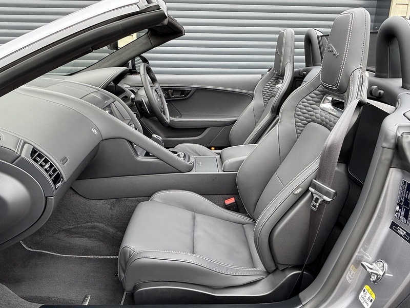 Jaguar F-Type V8 75 - U1762