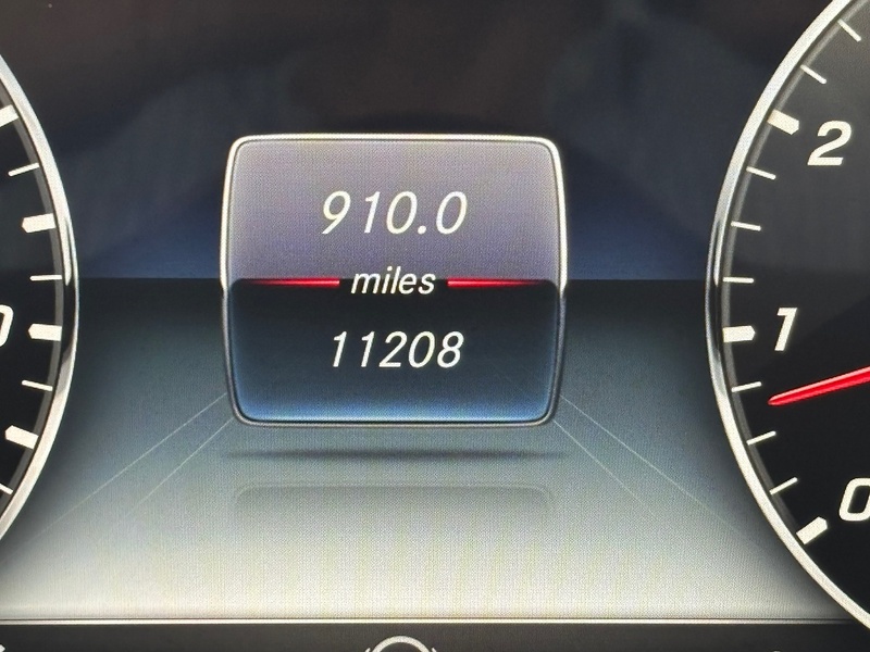 Mercedes-Benz S Class S560 V8 BiTurbo AMG Line - U1780