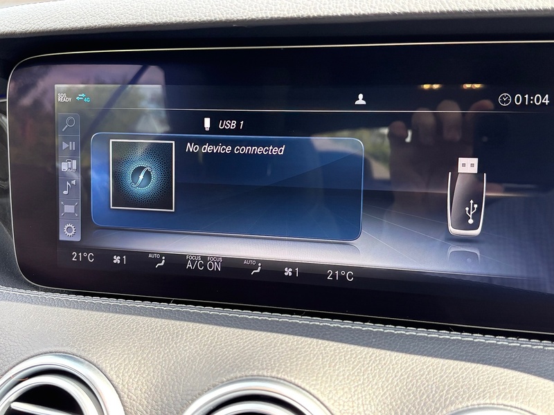 Mercedes-Benz S Class S560 V8 BiTurbo AMG Line - U1780