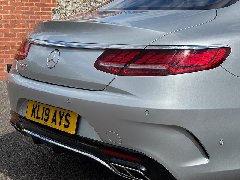 Mercedes-Benz S Class S560 V8 BiTurbo AMG Line - U1780