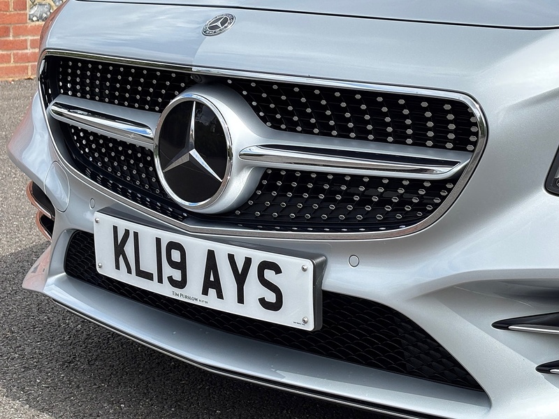 Mercedes-Benz S Class S560 V8 BiTurbo AMG Line - U1780