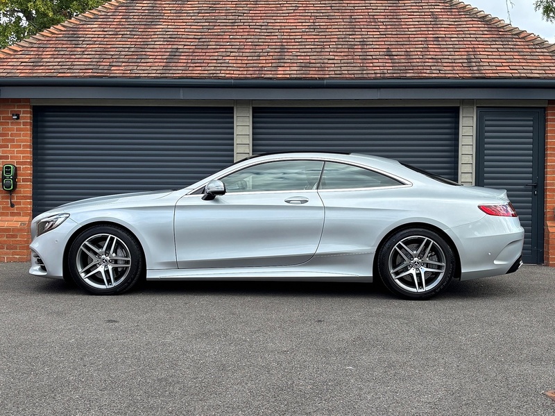 Mercedes-Benz S Class S560 V8 BiTurbo AMG Line - U1780