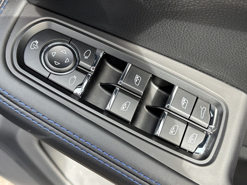 Porsche Macan T - U1786