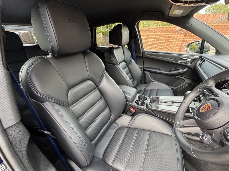 Porsche Macan T - U1786