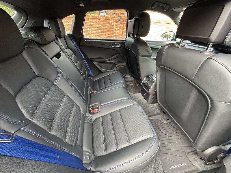 Porsche Macan T - U1786