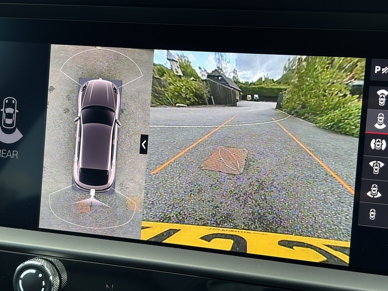 Porsche Macan T - U1786