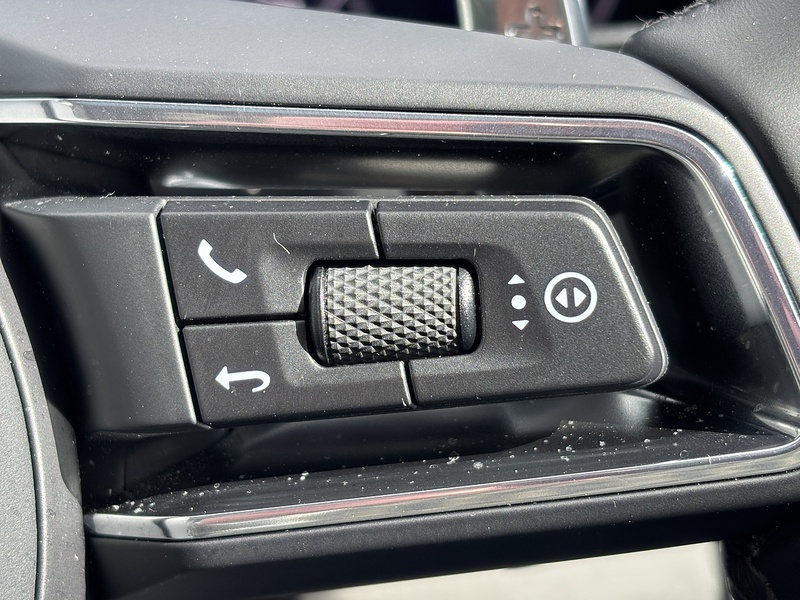 Porsche Panamera V6 E-Hybrid 4 Platinum Edition - U1787