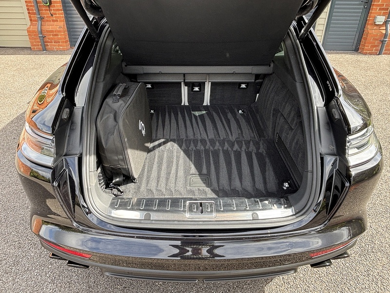 Porsche Panamera V6 E-Hybrid 4 Platinum Edition - U1787