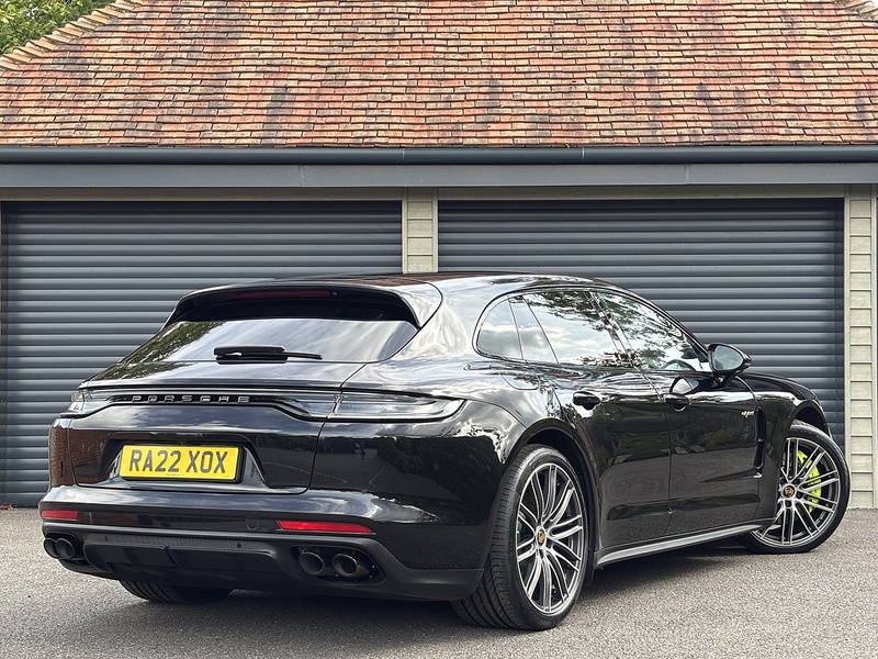 Porsche Panamera V6 E-Hybrid 4 Platinum Edition - U1787