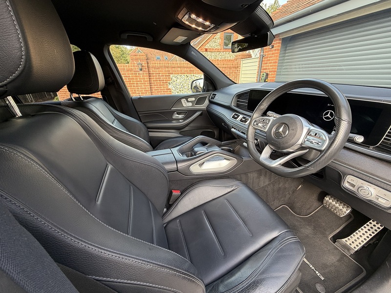 Mercedes-Benz GLE Class GLE300d AMG Line - U1795