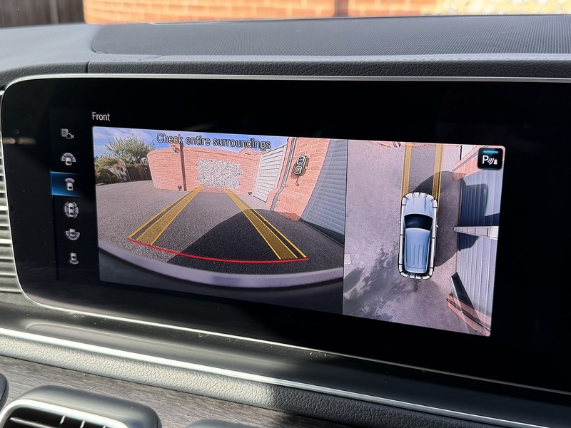 Mercedes-Benz GLE Class GLE300d AMG Line - U1795