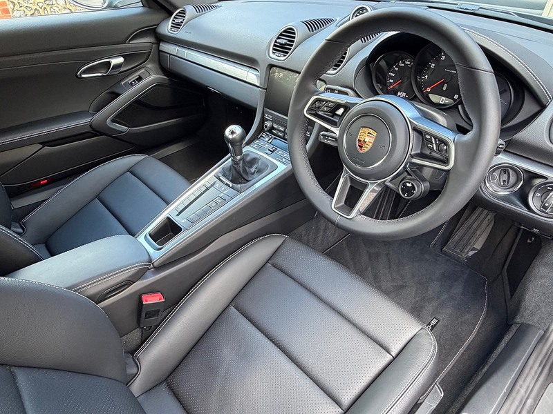 Porsche 718 Cayman Style Edition T Style Edition - U1804