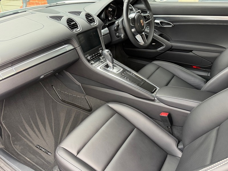 Porsche 718 Cayman Style Edition T Style Edition - U1805