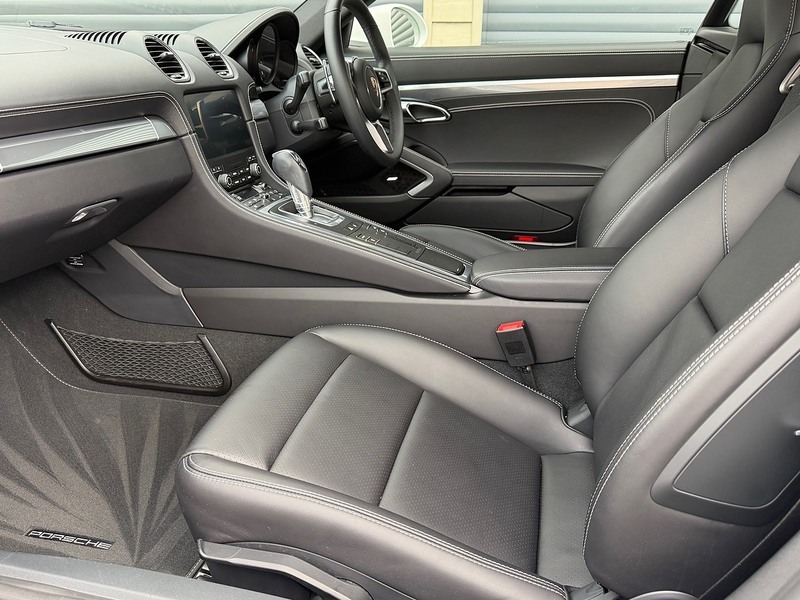 Porsche 718 Cayman Style Edition T Style Edition - U1805