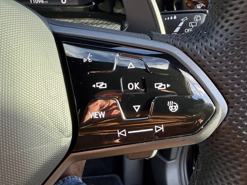 Volkswagen Golf TSI R - U1819