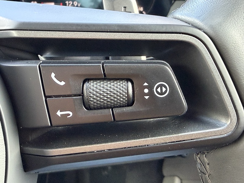 Porsche 911 992 Carrera - U1821