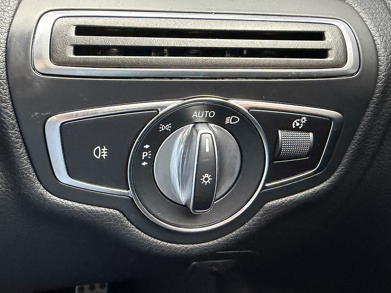 Mercedes-Benz C Class C200 MHEV AMG Line Night Edition - U1823