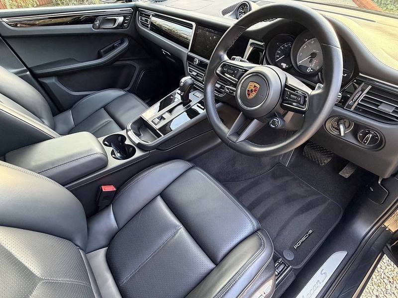 Porsche Macan T V6 S - U1825
