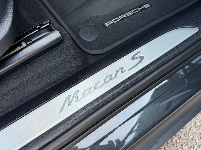 Porsche Macan T V6 S - U1825