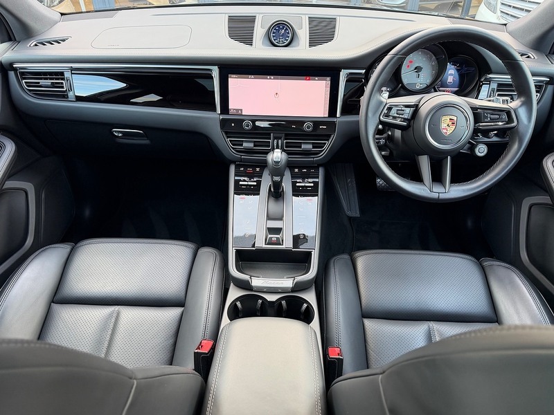 Porsche Macan T V6 S - U1825