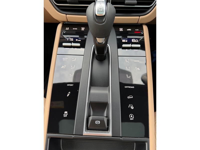 Porsche Macan T V6 S - U1826