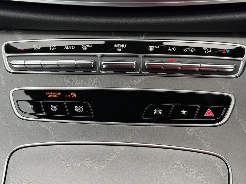 Mercedes-Benz E Class E400d AMG Line Night Edition - U1829