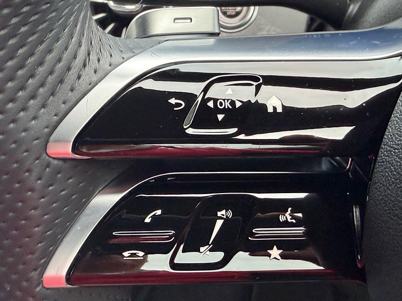 Mercedes-Benz E Class E400d AMG Line Night Edition - U1829