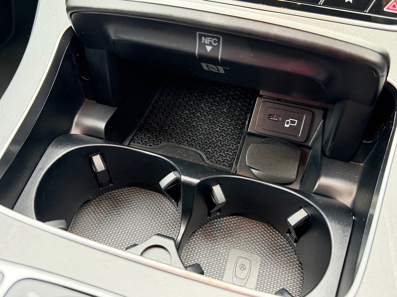 Mercedes-Benz E Class E400d AMG Line Night Edition - U1829