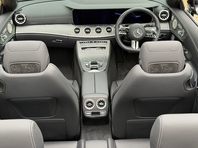 Mercedes-Benz E Class E400d AMG Line Night Edition - U1829