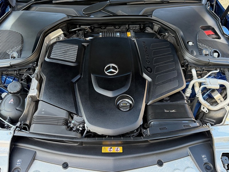 Mercedes-Benz E Class E400d AMG Line Night Edition - U1830