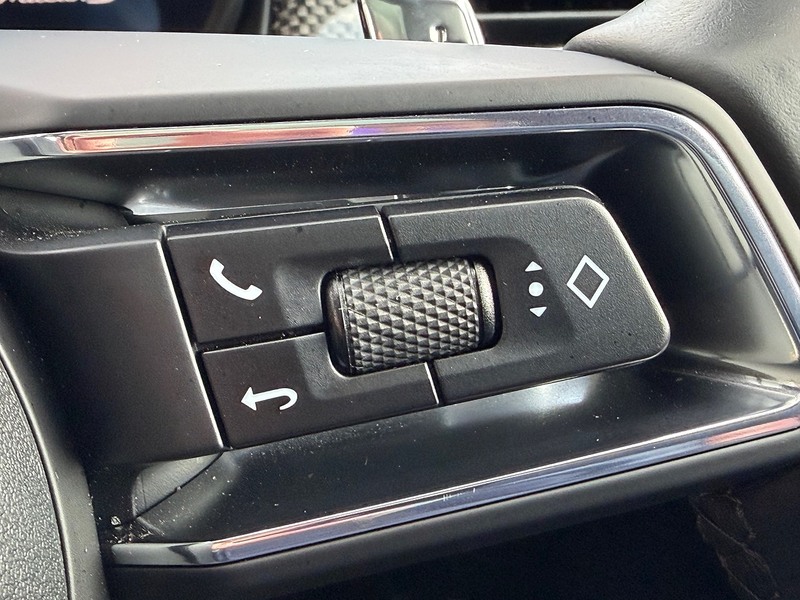 Porsche Macan T V6 S - U1835