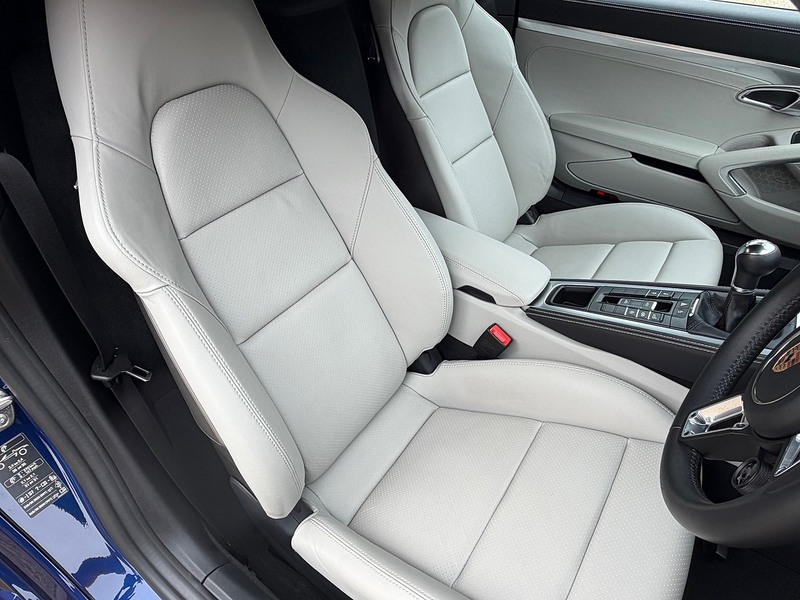 Porsche 718 Boxster GTS - U1836